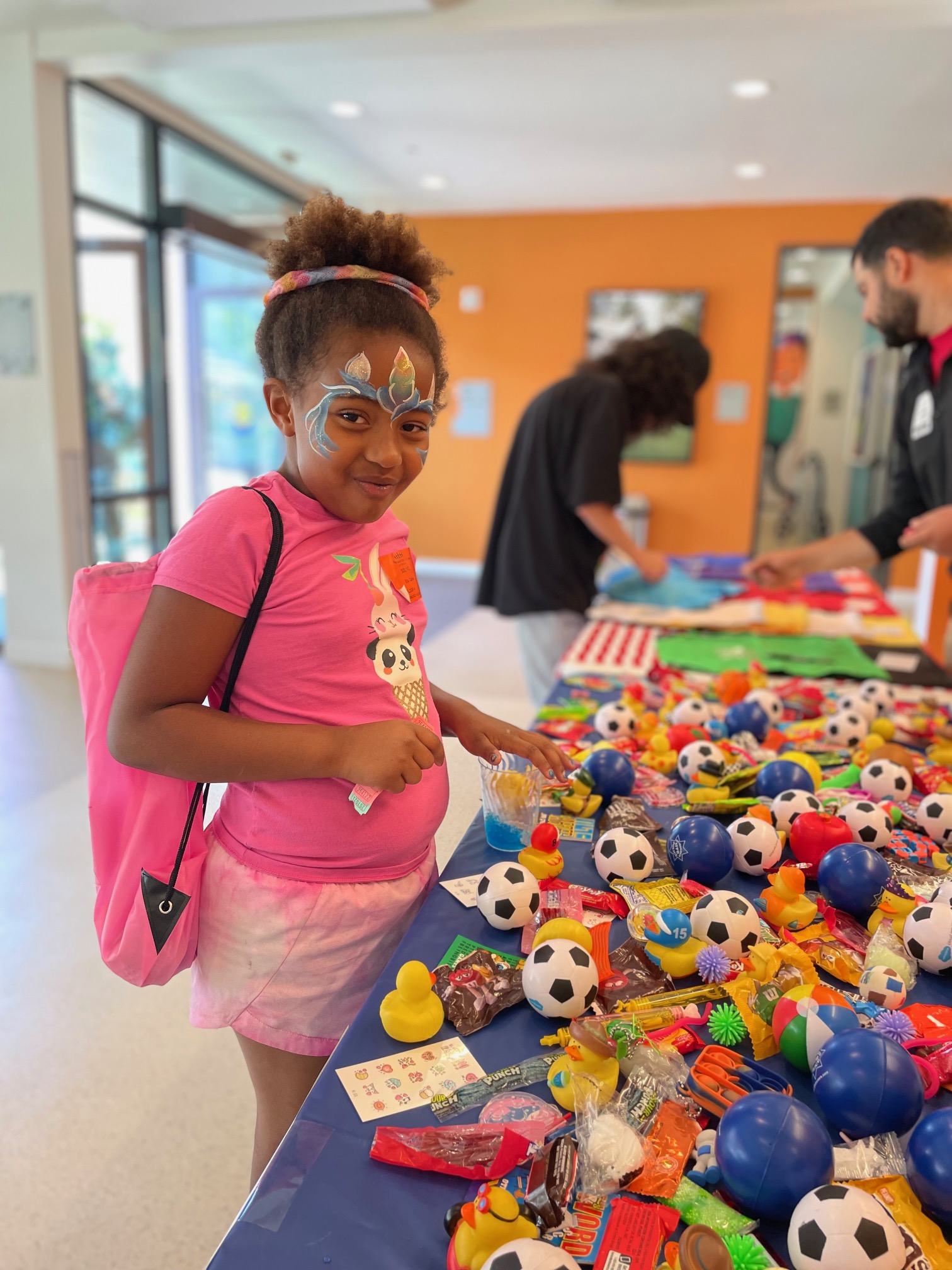 girl with toys