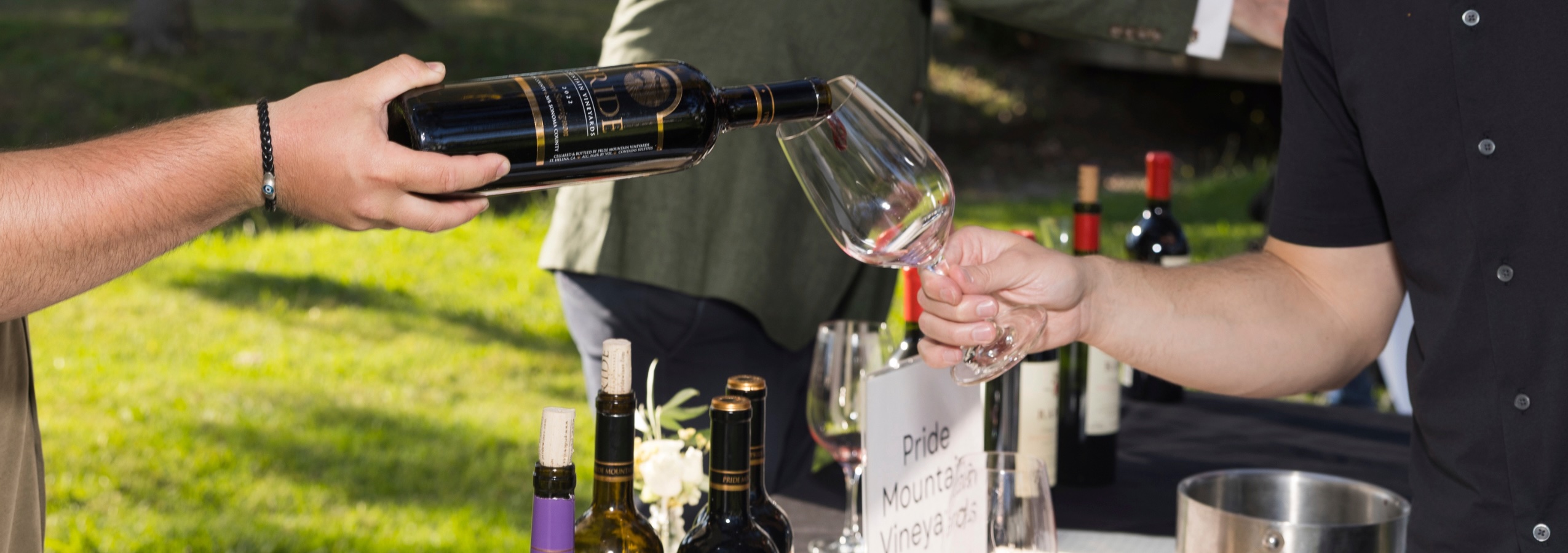 wine pour
