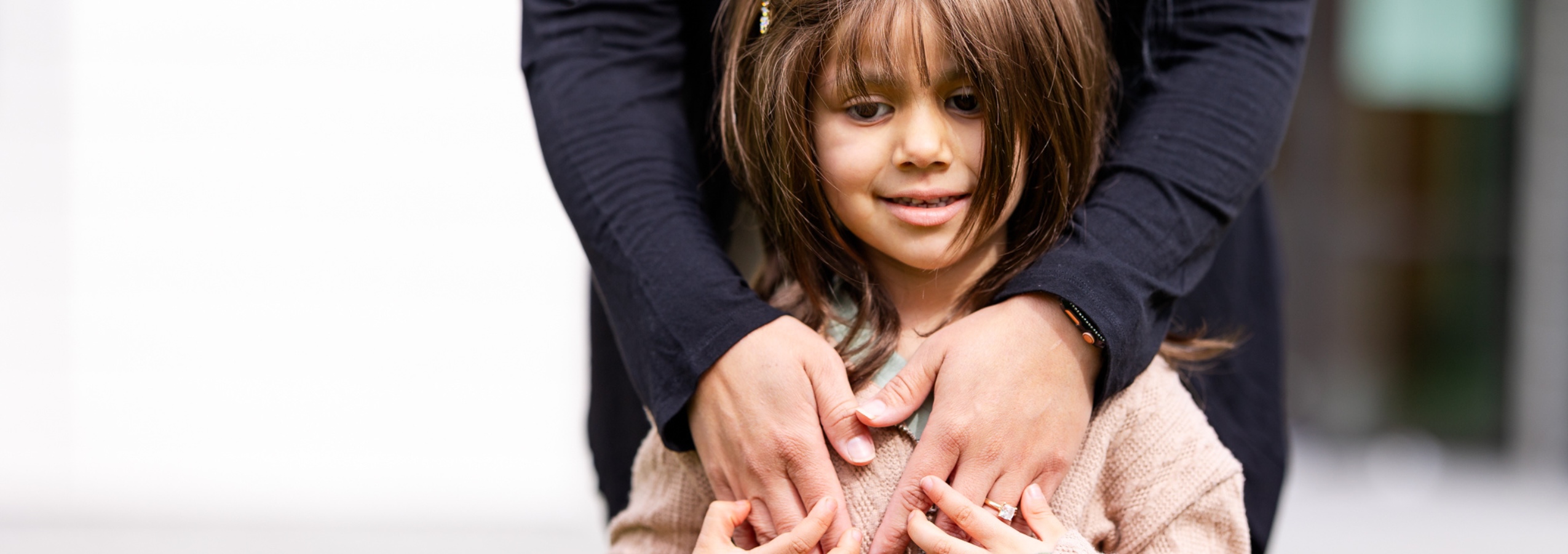 girl with hands